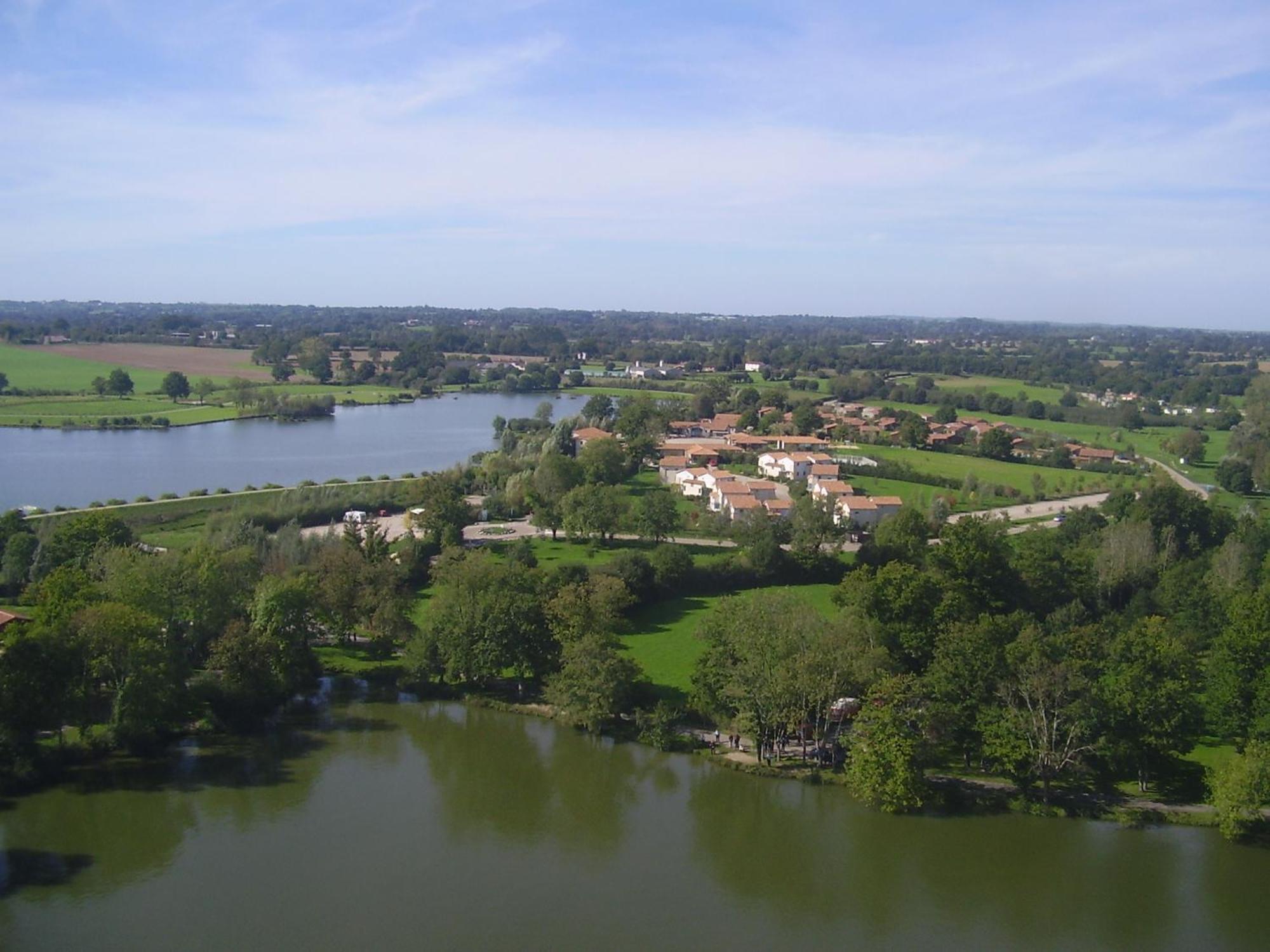 Pescalis Residence Les Maisons Du Lac Moncoutant Экстерьер фото